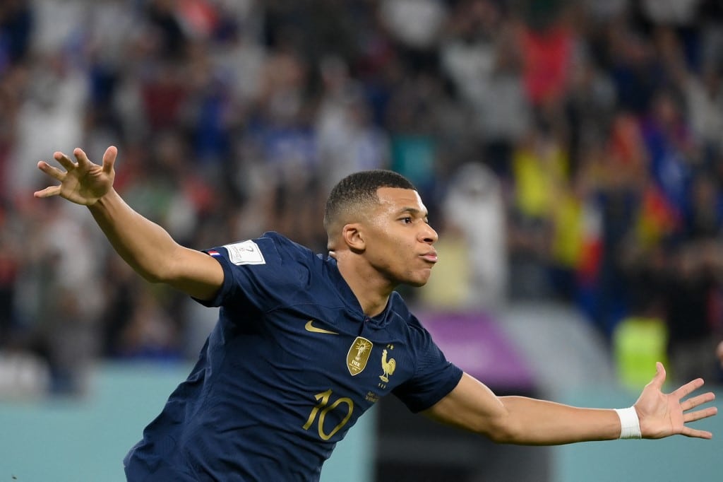 Mbappé acaba con la resistencia danesa y mete a los ‘Bleus’ en octavos de Catar-2022