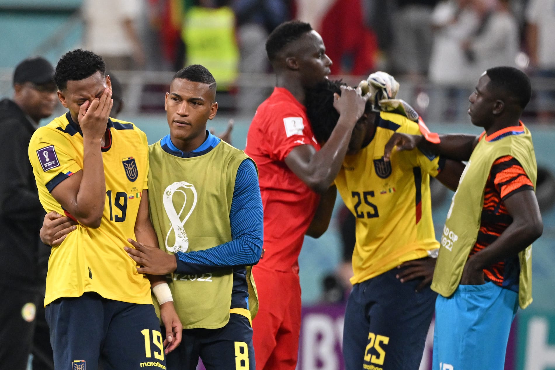 Ecuador queda eliminado en su grupo del Mundial al caer 2-1 con Senegal, que pasa a octavos