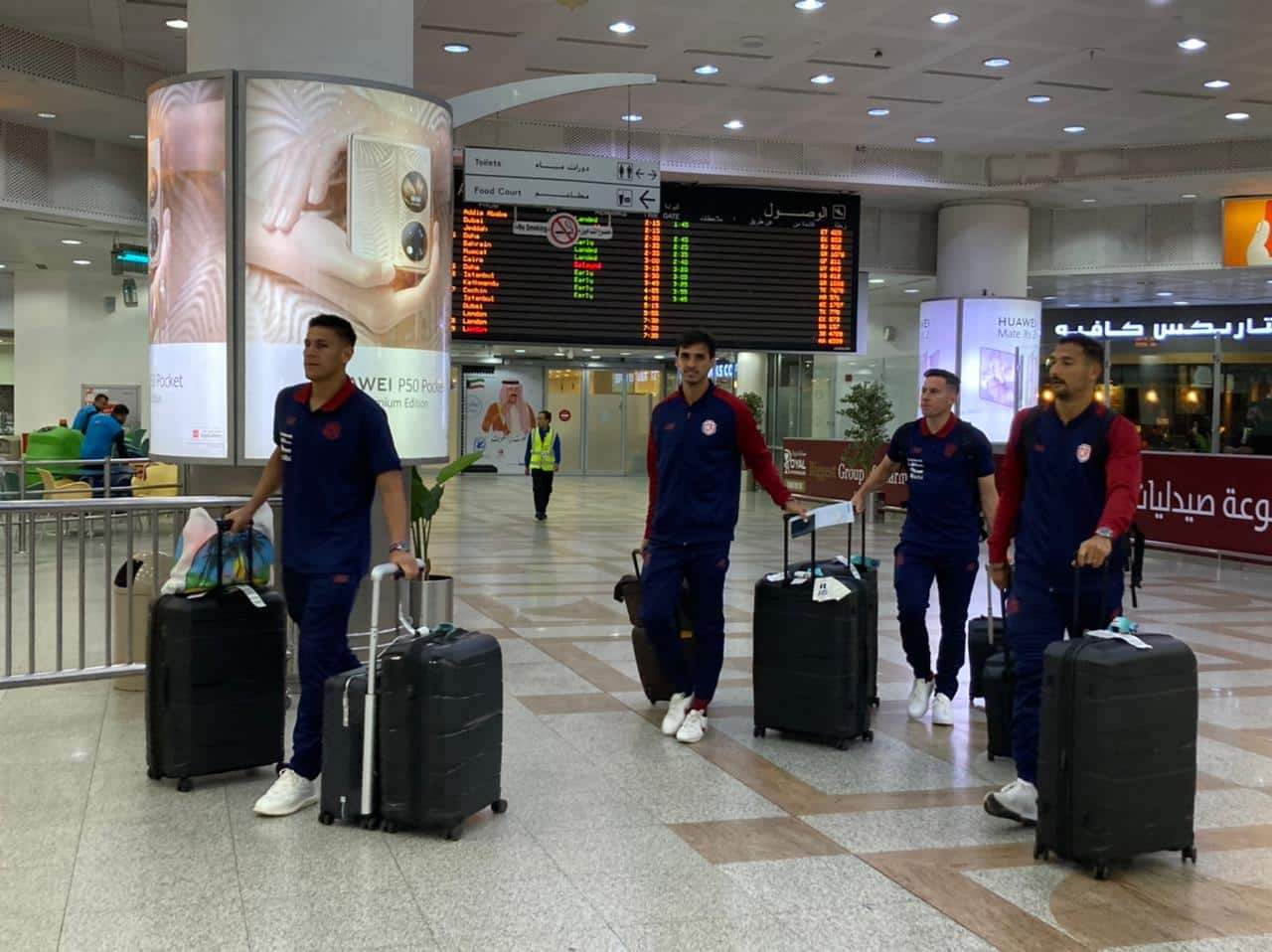 Selección ya está en Kuwait después de 26 horas y un avión que parecía “se iba a desarmar”