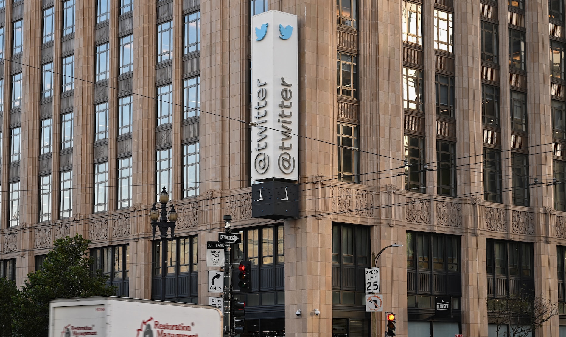 Twitter despide a “cerca del 50%” de sus empleados en el mundo, revela documento interno
