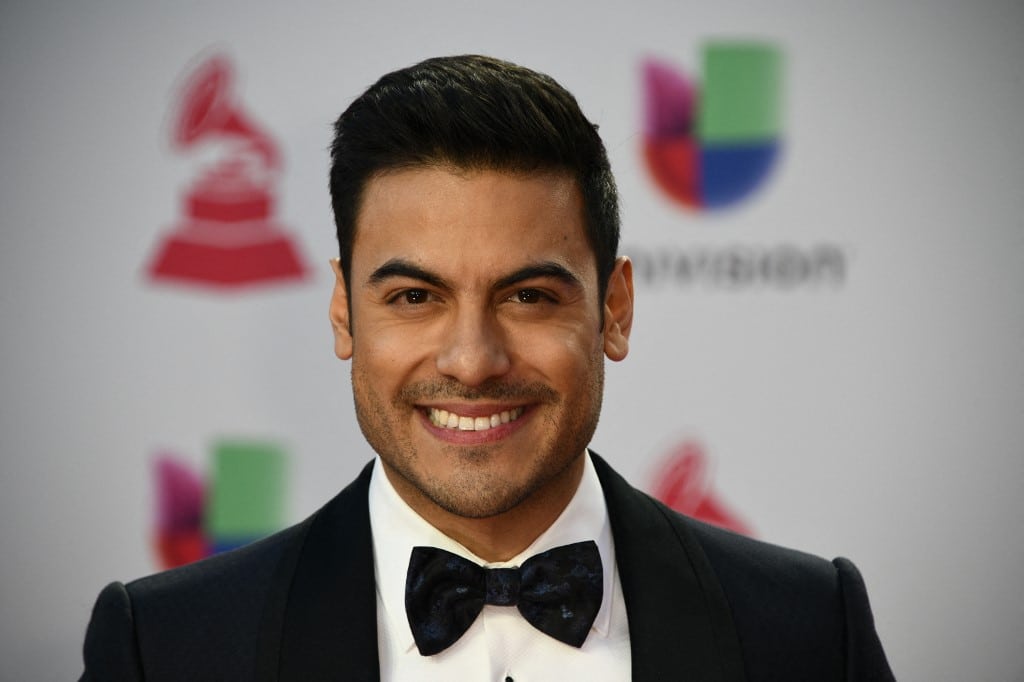 Junto a su canción “Te esperaba”, Carlos Rivera anuncia que será papá