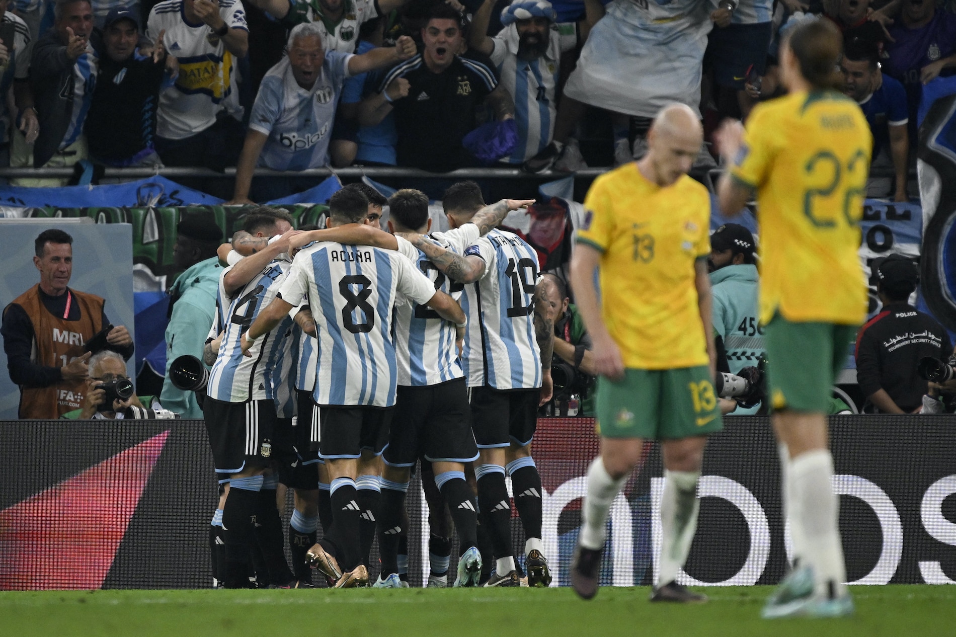 Argentina gana a Australia 2-1 y se medirá en cuartos del Mundial a Países Bajos