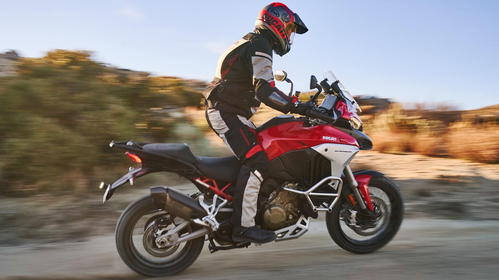Moto Apex destaca en el mercado costarricense de motocicletas eléctricas, de enduro y alta cilindrada
