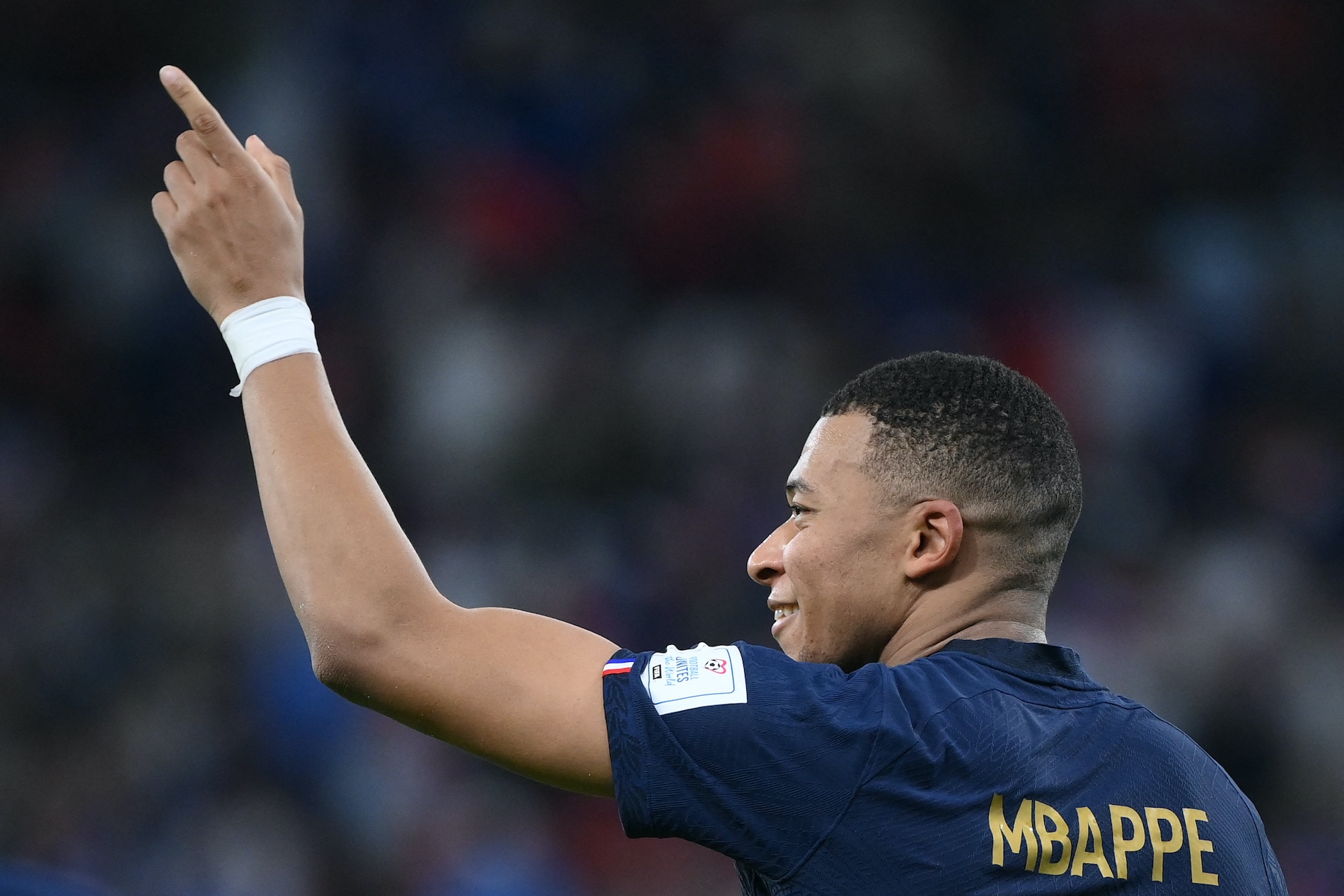 Con dos goles de Mbappé, Francia gana a Polonia 3-1 y pasa a cuartos de final del Mundial de Catar