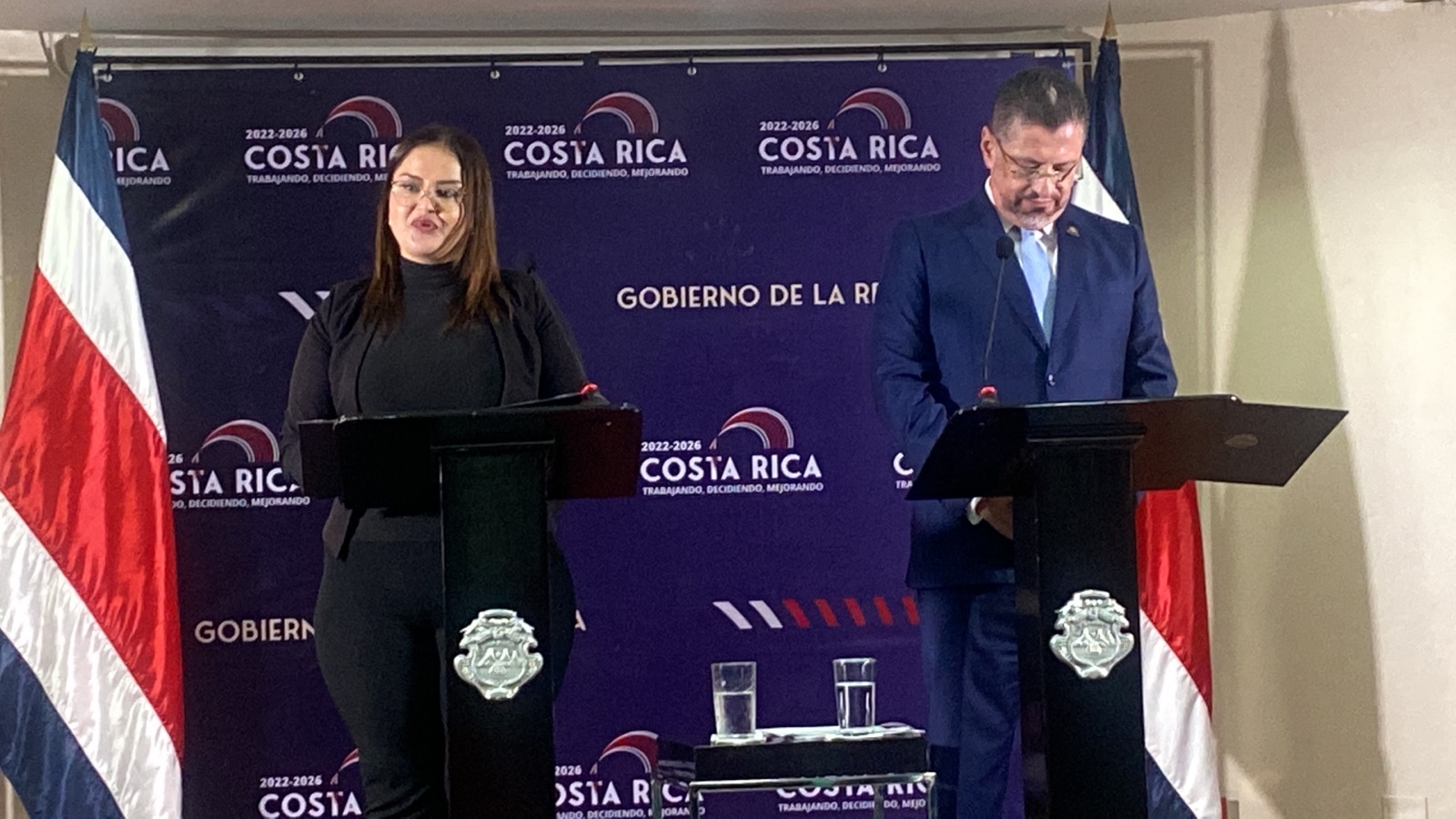 Rodrigo Chaves sostiene a Joselyn Chacón como ministra de Salud y fustiga a “troll”