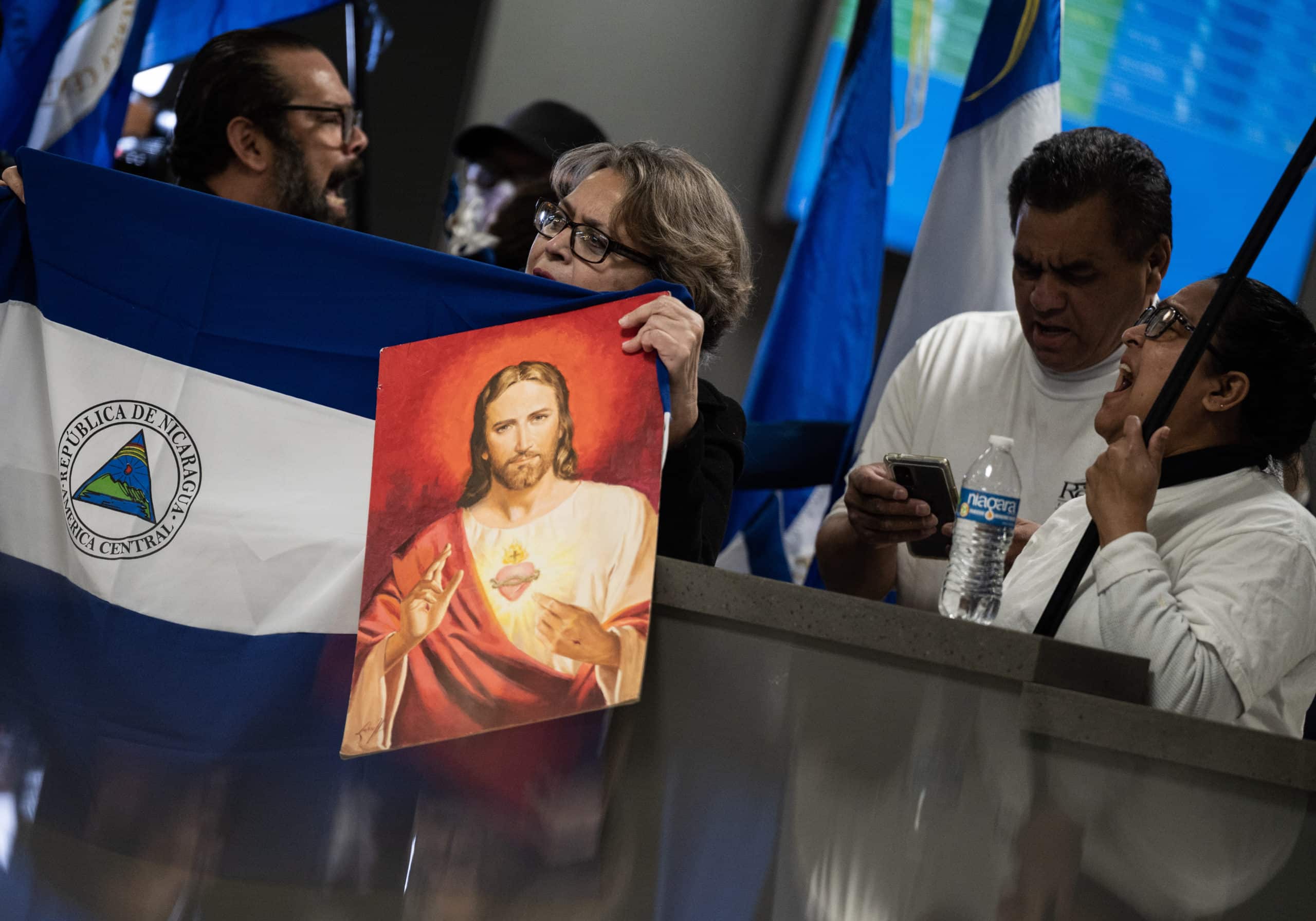 España ofrece la nacionalidad a opositores liberados por Nicaragua