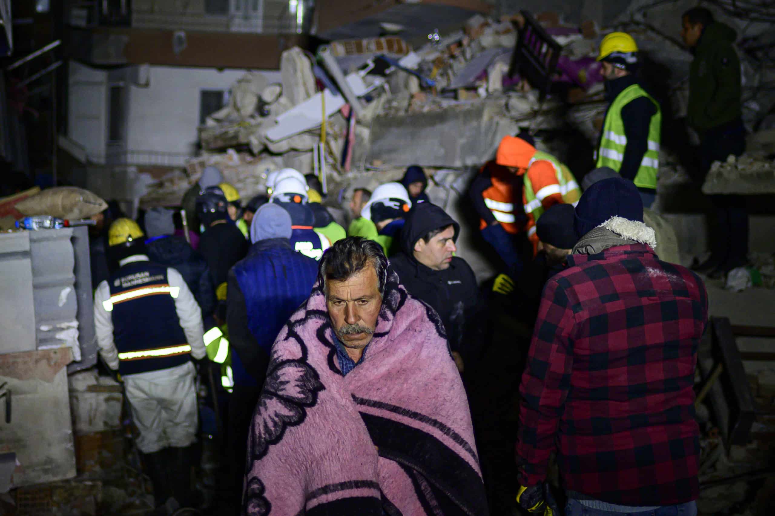 ONU pide fondos para ayudar a 874.000 personas por terremoto en Turquía y Siria