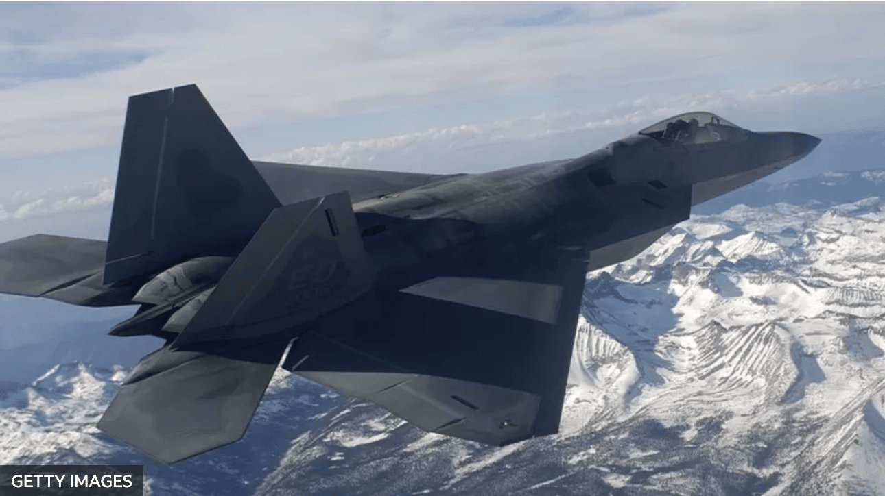 EE.UU. asegura que derribó un “objeto de altitud elevada” que volaba sobre Alaska