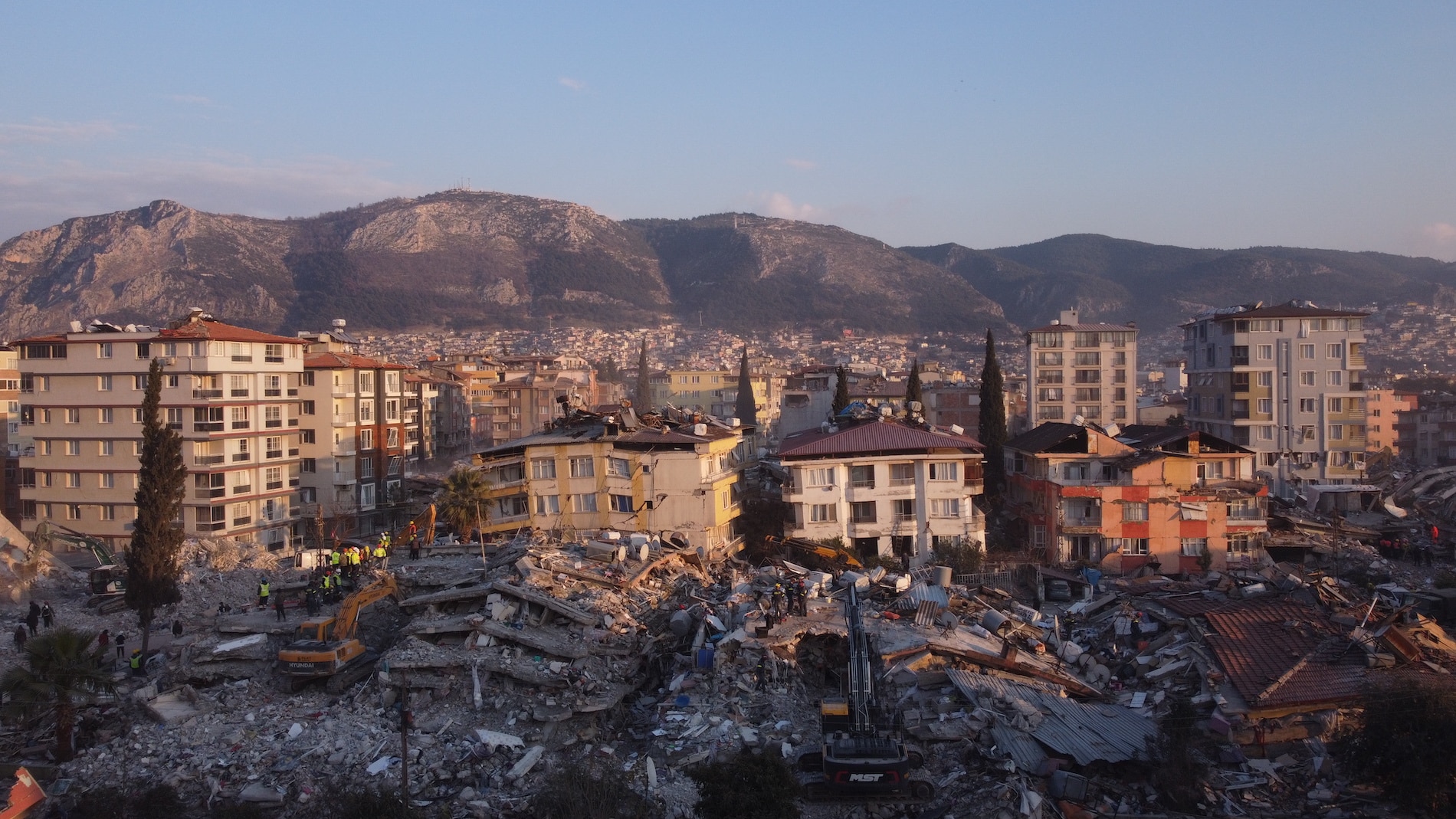 Más de 33.000 muertos por terremoto en Turquía y Siria; ONU lamenta demoras en ayudas