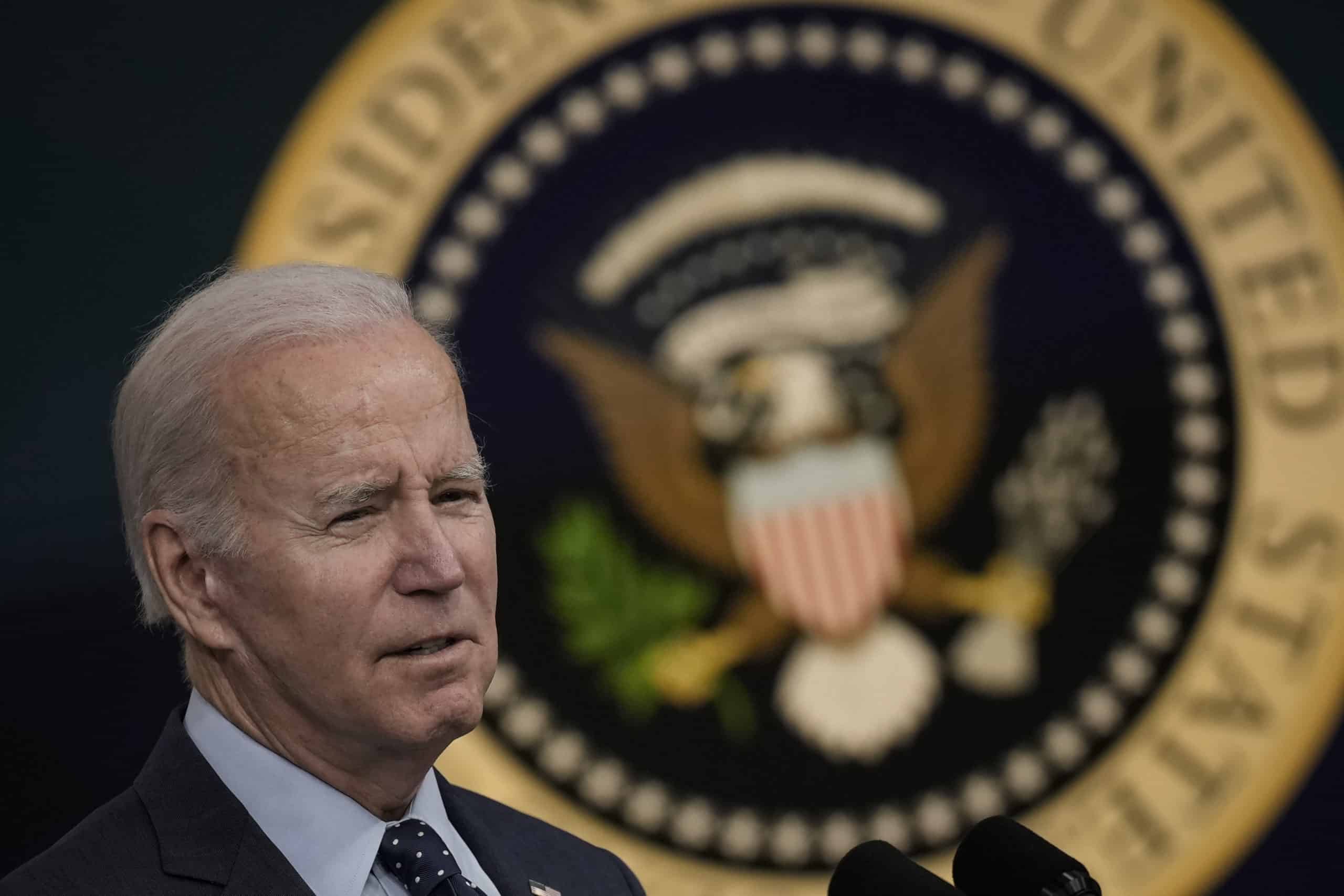 Biden dice que “derribará” cualquier objeto aéreo que amenace seguridad de EE.UU.
