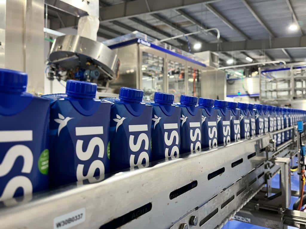 Agua en envases de cartón ya se vende en Costa Rica como una opción amigable con el ambiente