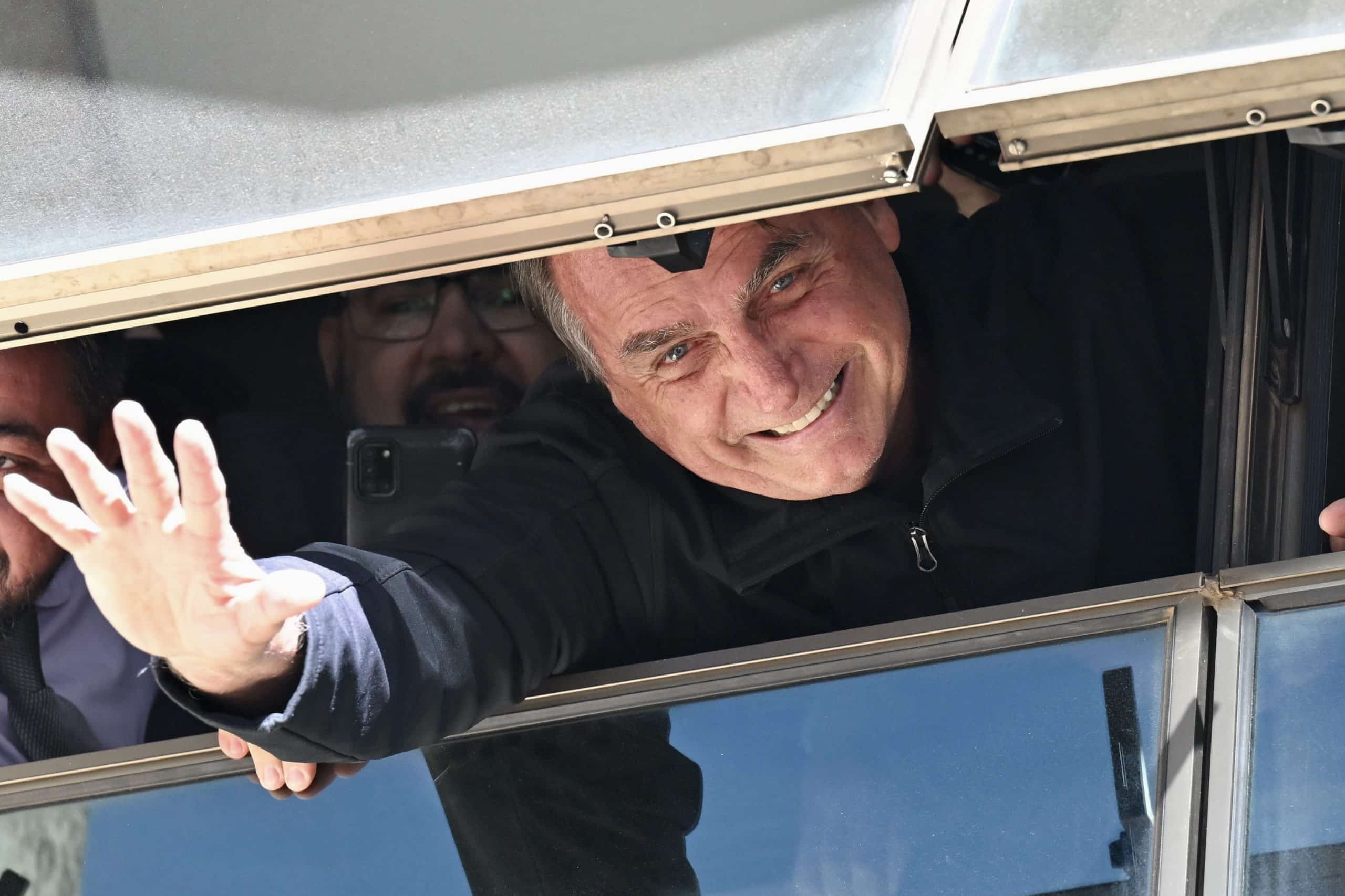Jair Bolsonaro vuelve a Brasil por primera vez tras perder elecciones ante Lula