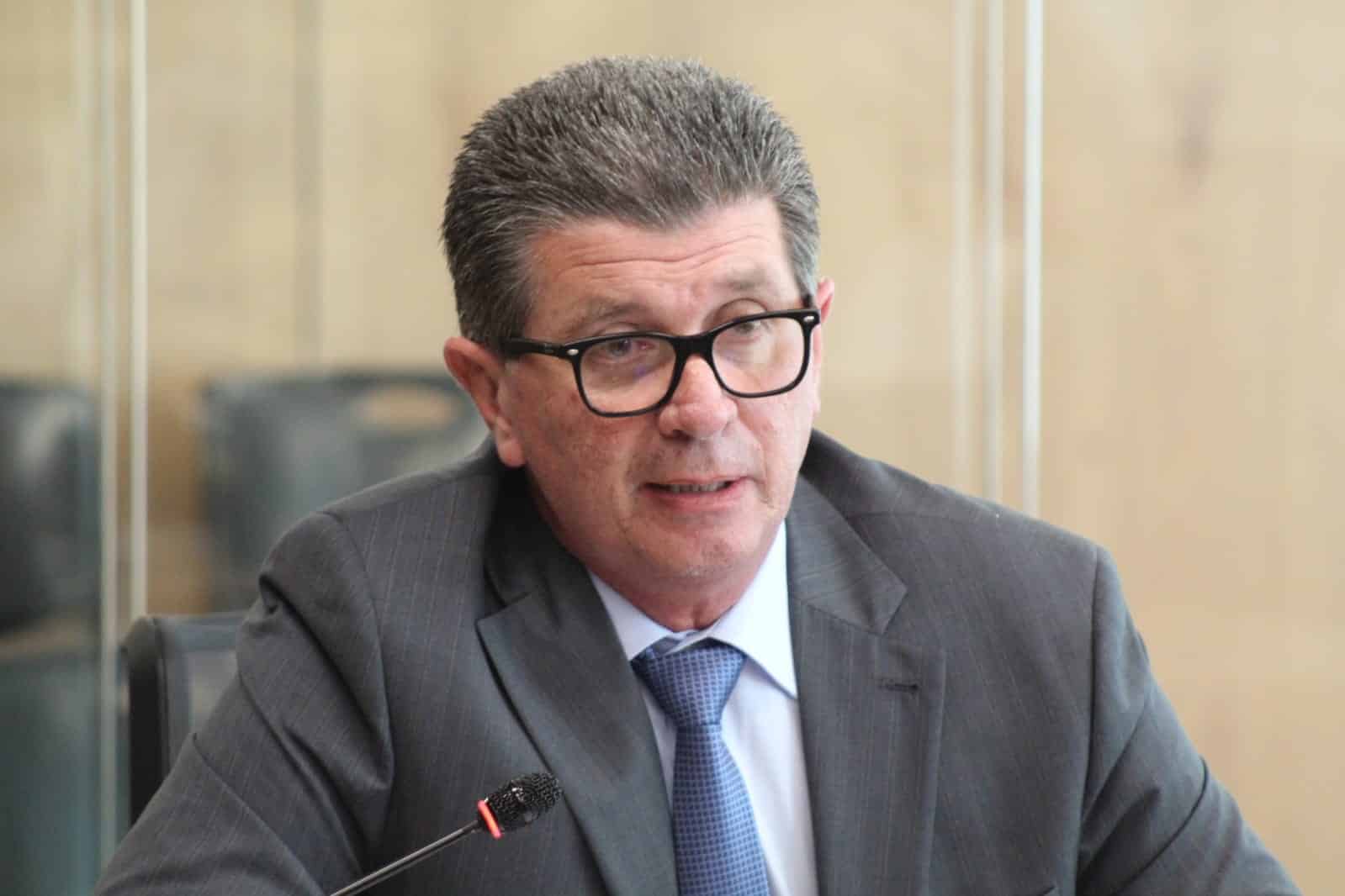 Diputados recomendarán al Plenario ratificar a Iván Vincenti como Procurador General