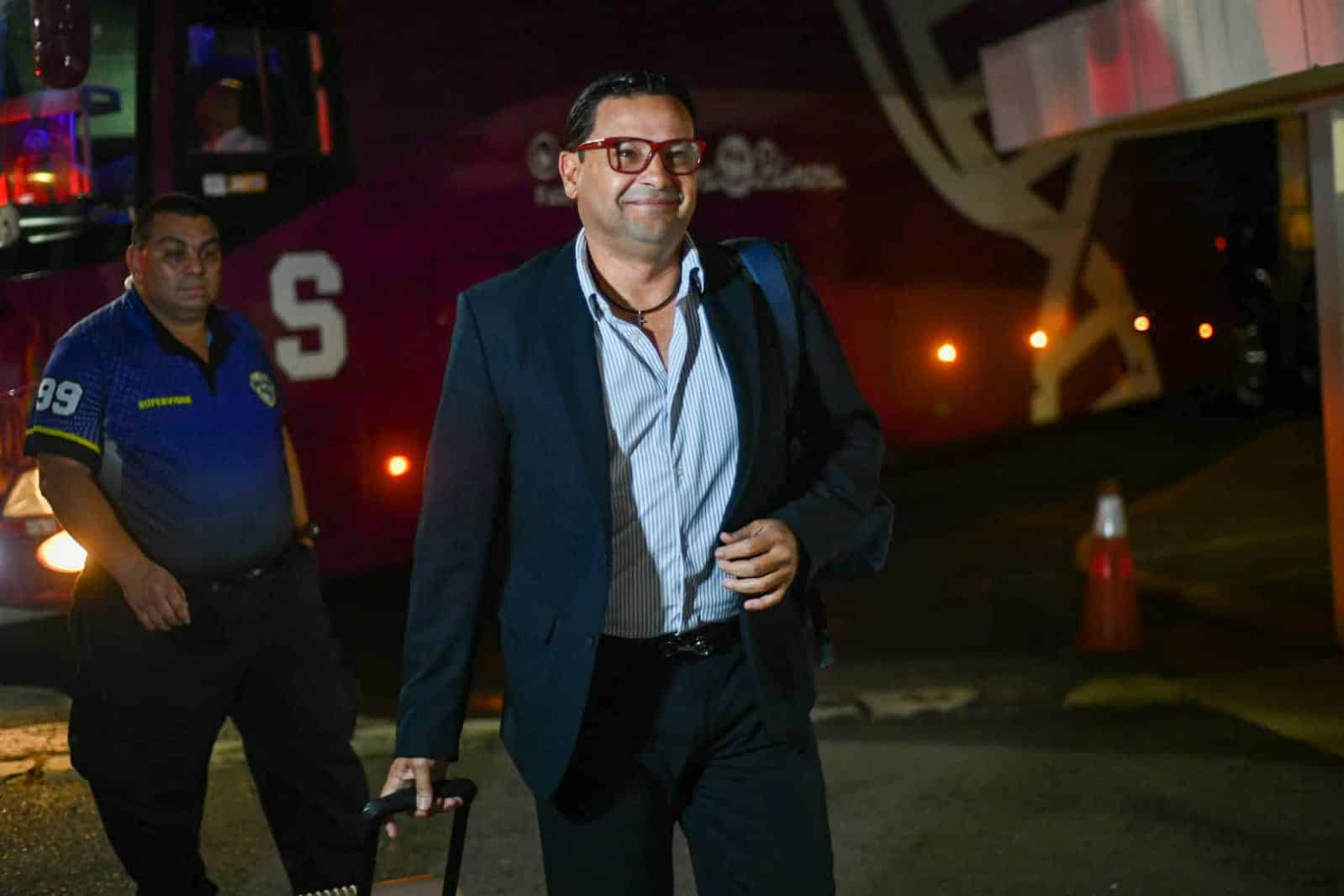 Análisis| Por primera vez en la historia del fútbol costarricense, insultos racistas provocaron la destitución de un entrenador