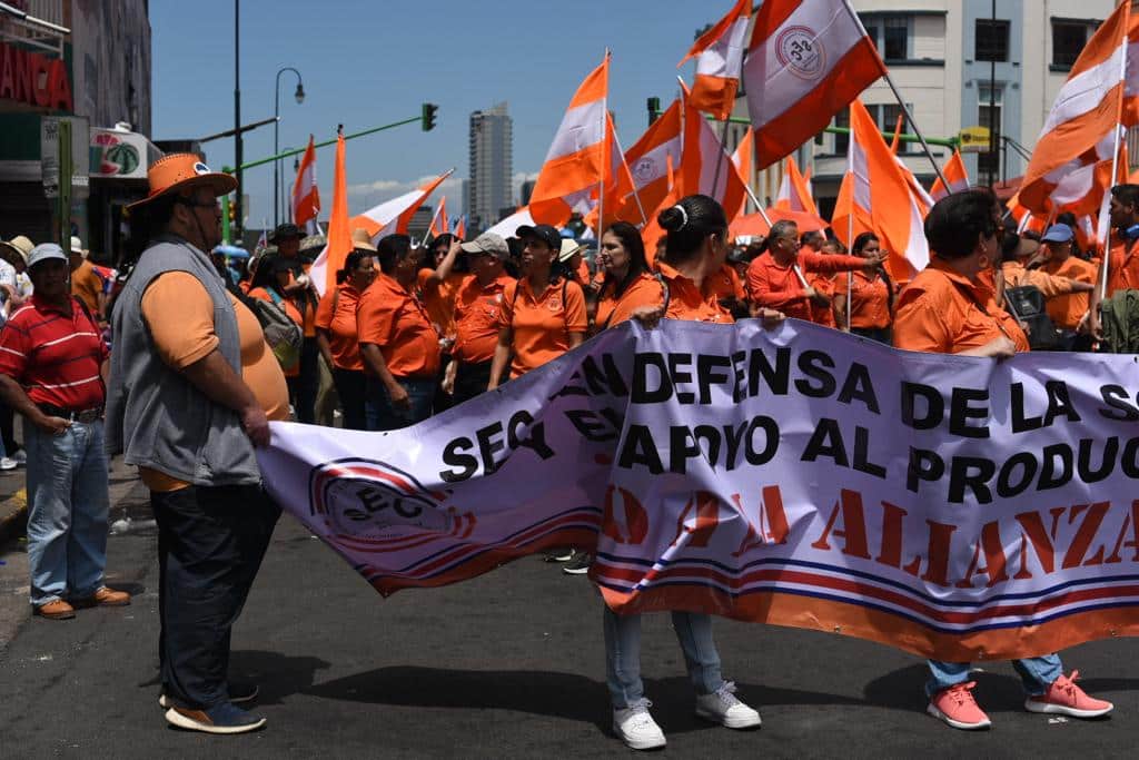 Sindicatos inician convocatoria a marcha de trabajadores de cara al próximo 1° de mayo