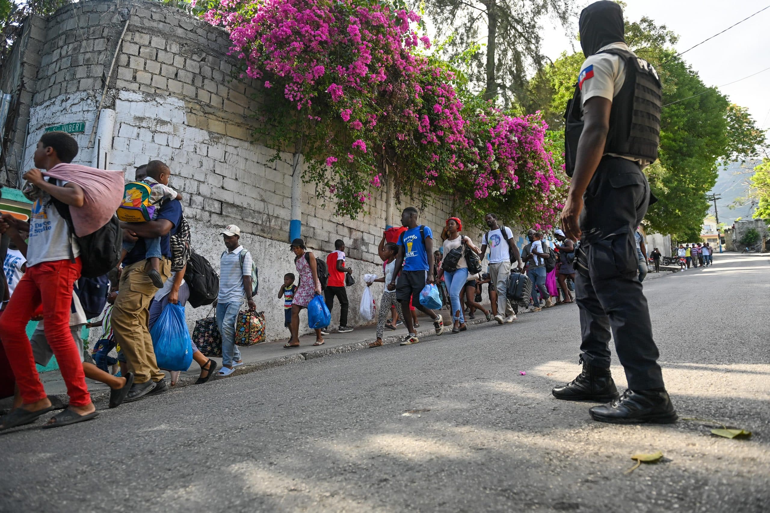 ONU pide a países de América que dejen de expulsar a los haitianos