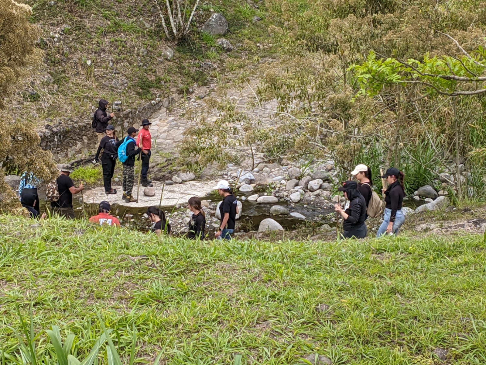 Caso Keibril: OIJ realiza rastreo en ríos y zonas donde ubican al sospechoso del secuestro