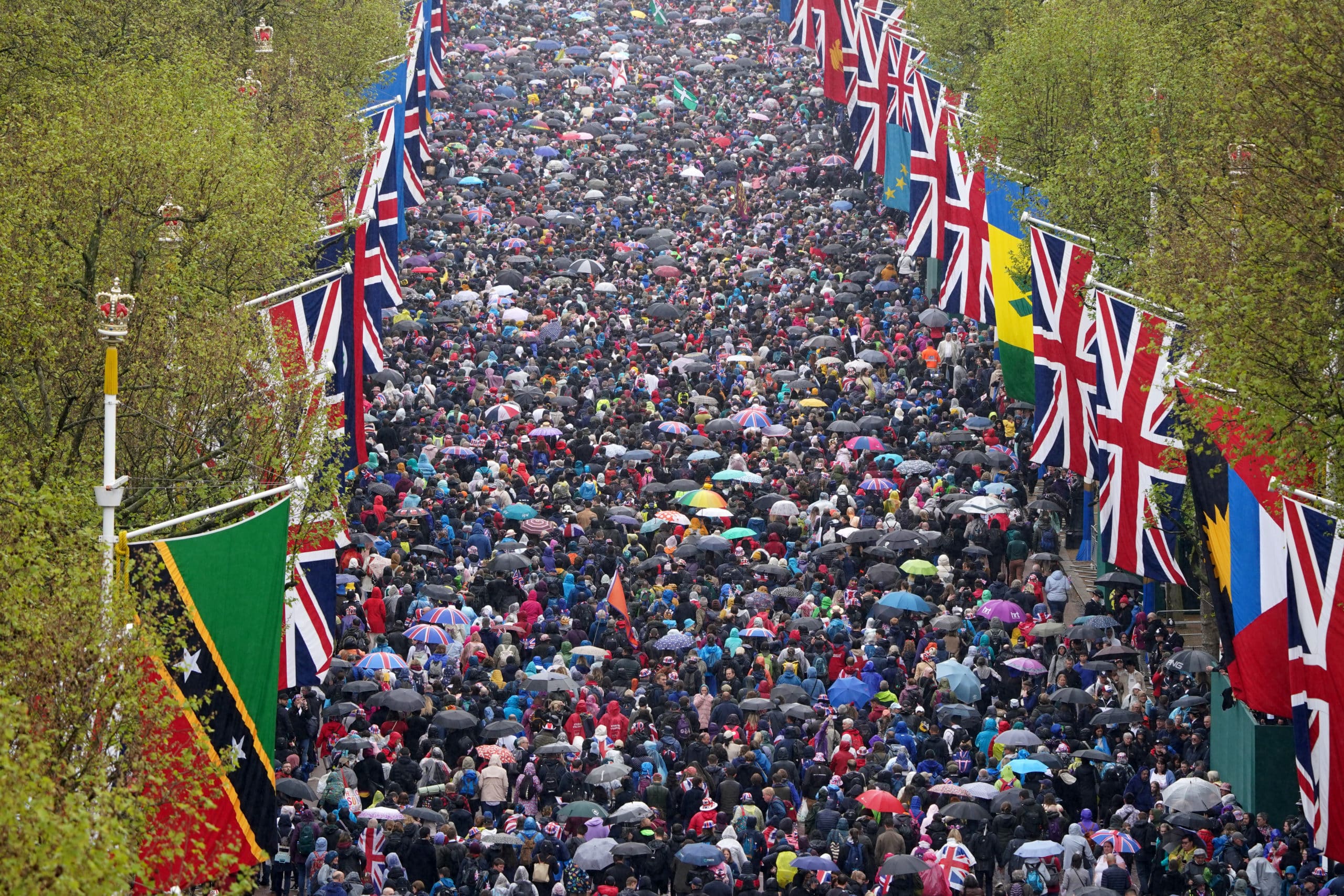 “¡Abajo la corona!”, gritan los manifestantes antimonárquicos en Londres