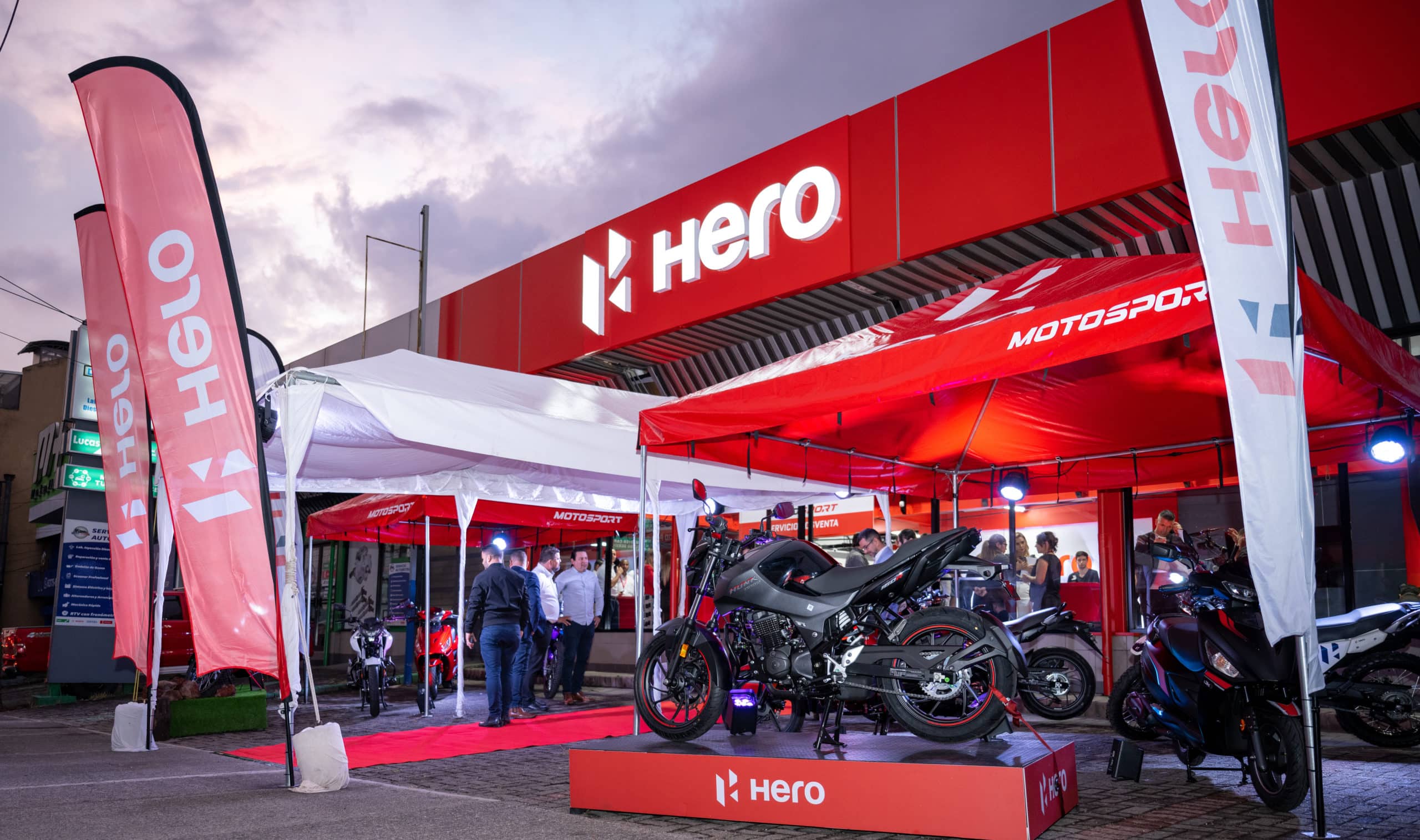 Empresa Motosport asume distribución de marca india de motos Hero y anuncia expansión en el país