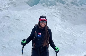 Deportista Ligia Madrigal a 800 metros de la cima del Everest; trayecto puede tardar hasta 12 horas