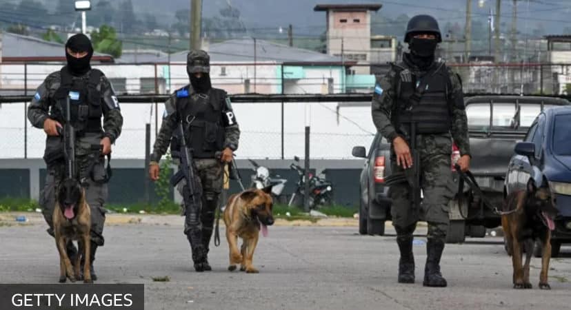 Tres claves para entender el toque de queda en Honduras tras el brutal asesinato de 21 personas en un día