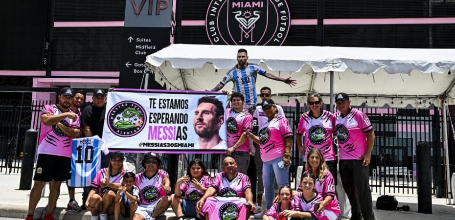 Messi llega a Miami para cerrar su fichaje con el Inter de la MLS