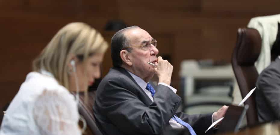 ¿Coqueteó Rodrigo Arias con el PUSC buscando asegurarse la reelección de la presidencia legislativa?