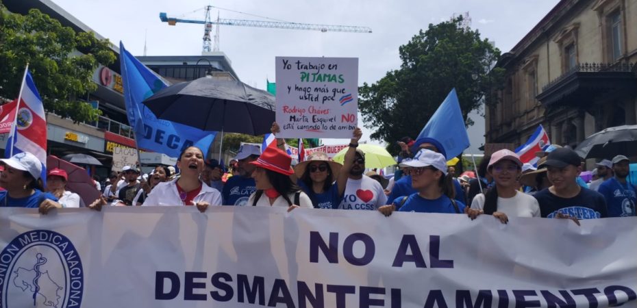 Sindicatos y diputados piden salida de presidenta de la CCSS durante marcha de este sábado