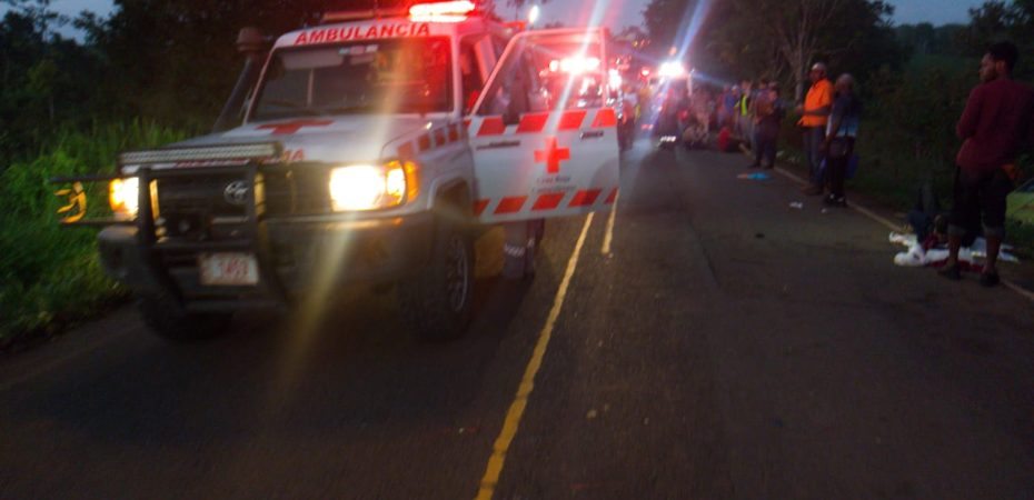 Cruz Roja atendió segundo accidente con migrantes  en Los Chiles en menos de 24 horas; 60 personas viajaban en autobús