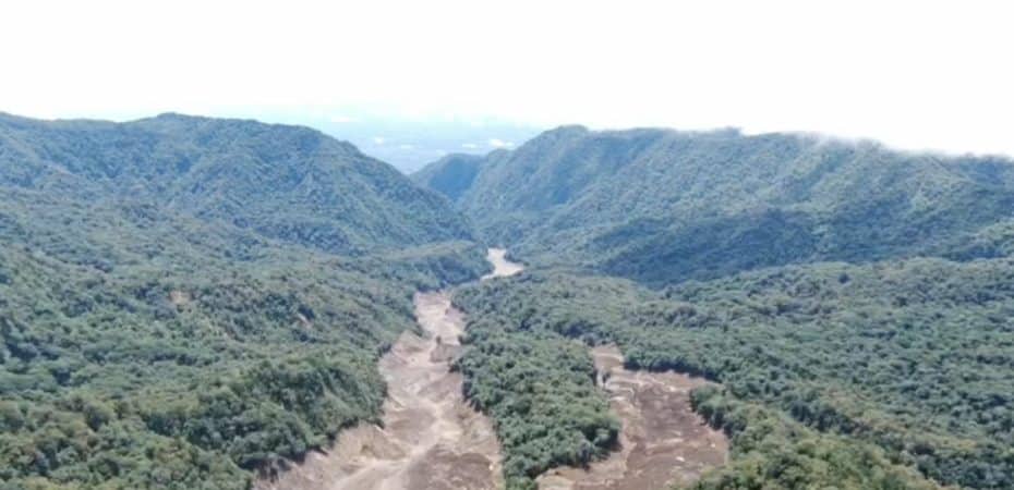 “Aún queda material en la parte alta del deslizamiento en Aguas Zarcas”, alerta la CNE ante aumento de lluvias