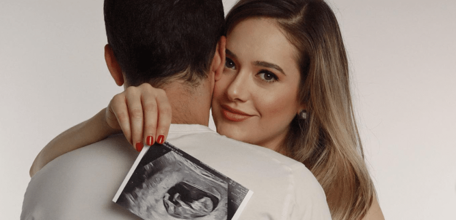 María Jesús Prada, una de las herederas de canal 7, anuncia su embarazo: “Un bebé que, desde ya, Enrique y yo adoramos”