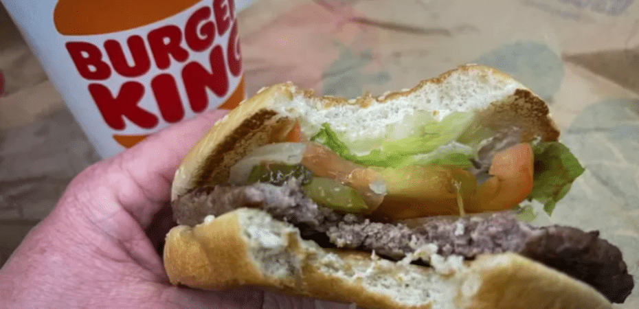 Acusan en EE.UU. a Burger King de engañar a sus clientes con el tamaño de sus hamburguesas