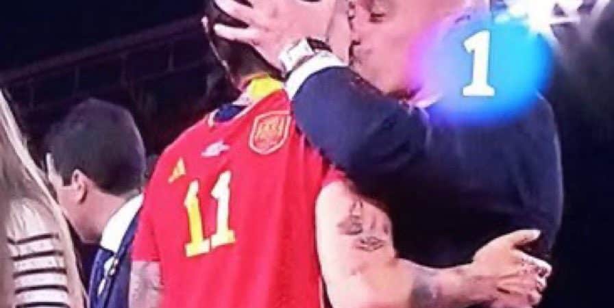 “¡Que no me ha gustado, eh!”, dice jugadora española sobre polémico beso de presidente federativo en celebración por Mundial Femenino