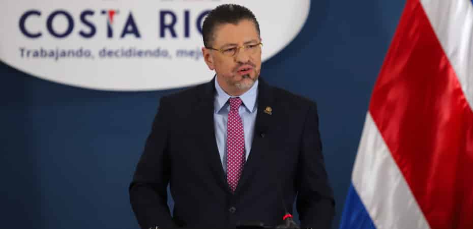 Prensa internacional anuncia visita de Rodrigo Chaves al Darién en Panamá ante crisis migratoria