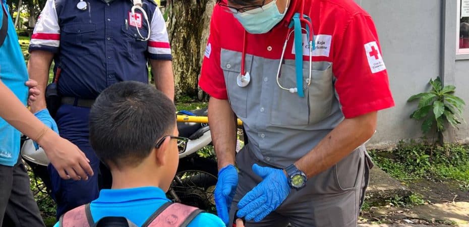 Cruz Roja atendió a 12 personas por intoxicación en el Liceo Castro Madriz en Zapote