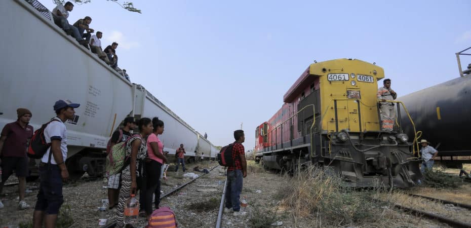 México endurece medidas para evitar paso de migrantes en trenes de carga