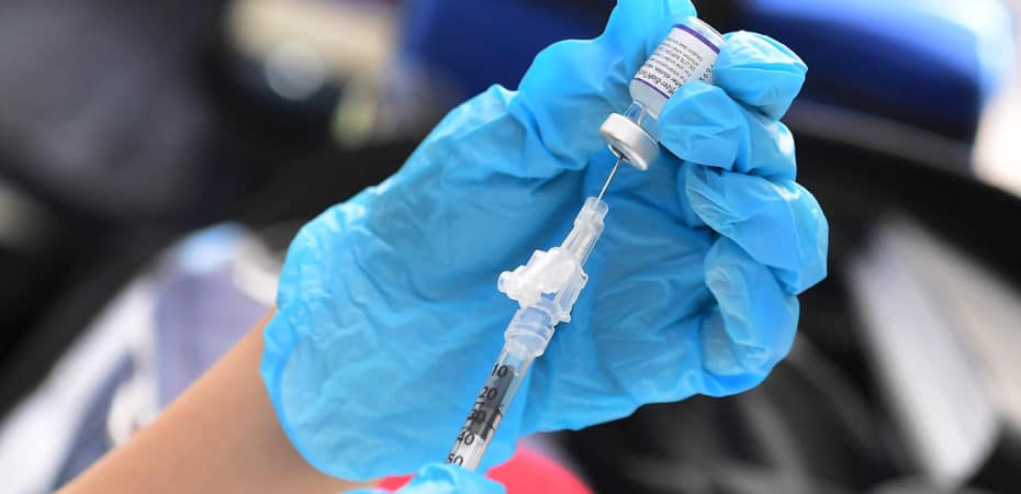 Estados Unidos autoriza actualizar vacunas contra el covid