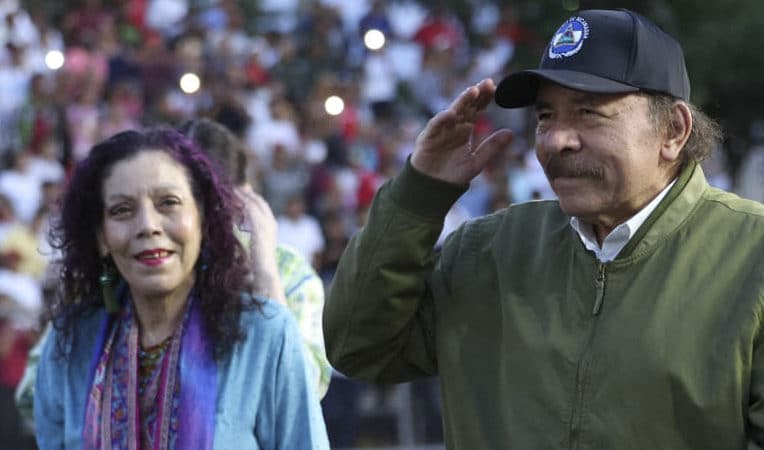 EE.UU. prohíbe entrada a otros 100 funcionarios de Nicaragua vinculados a Ortega