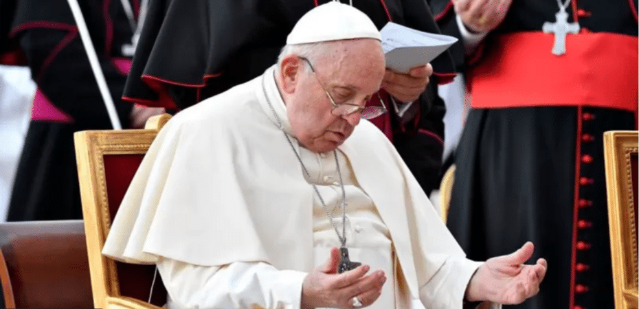 Bendecidas quizás, pero aún pecaminosas: la reciente postura del Papa sobre las parejas del mismo sexo