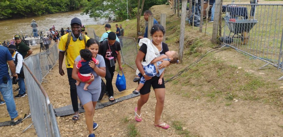 Cruzar el Darién pone en riesgo la vida de miles de migrantes y los deja sin dinero para seguir su camino a Costa Rica