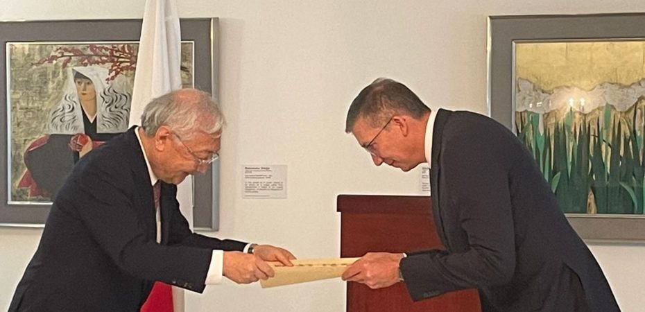 Édgar Silva recibe reconocimiento de la Embajada de Japón por difundir la cultura nipona en Costa Rica