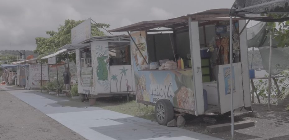 MOPT permitirá que camiones de comida que fueron desalojados operen en playa Caldera