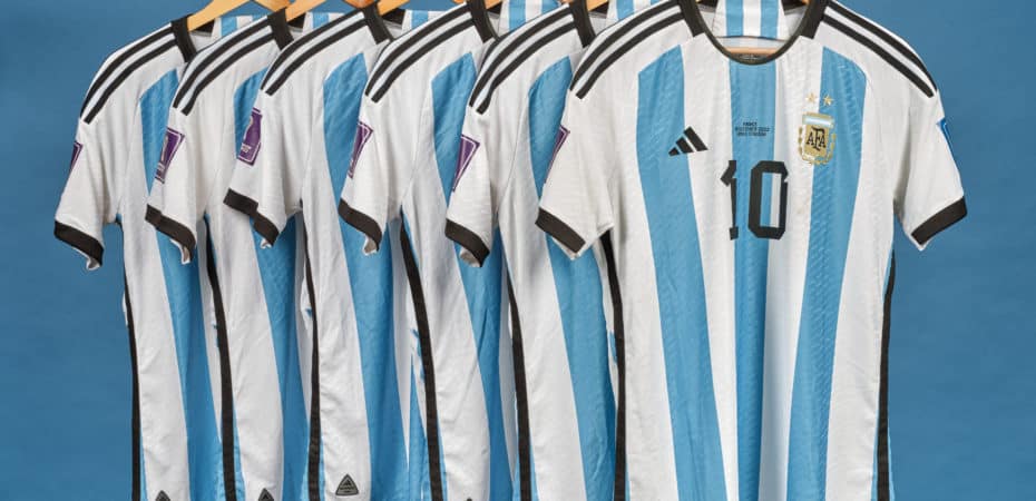 Seis camisetas usadas por Messi en el Mundial de Catar se subastan por $7,8 millones