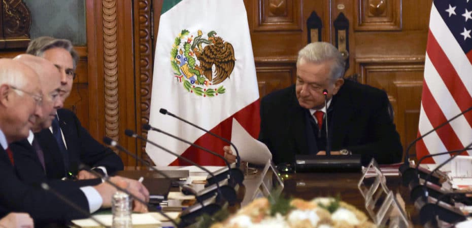 Estados Unidos y México ven avances en materia migratoria tras visita de emergencia de Blinken