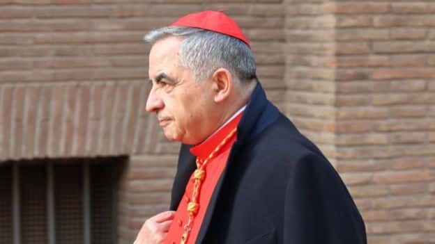 Un tribunal del Vaticano condena al cardenal Becciu, exasesor del papa Francisco, por delitos financieros￼