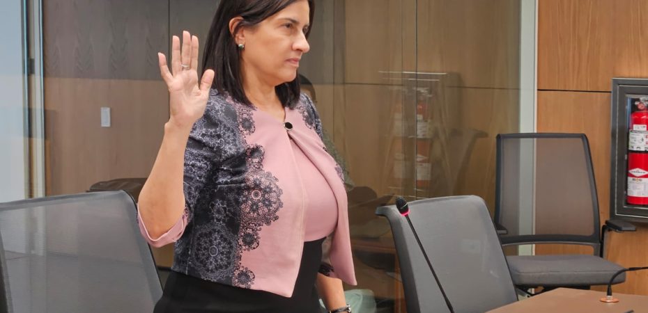 En medio de polémica y queja contra periodistas, Marta Esquivel debe volver a la Asamblea al 8 de febrero