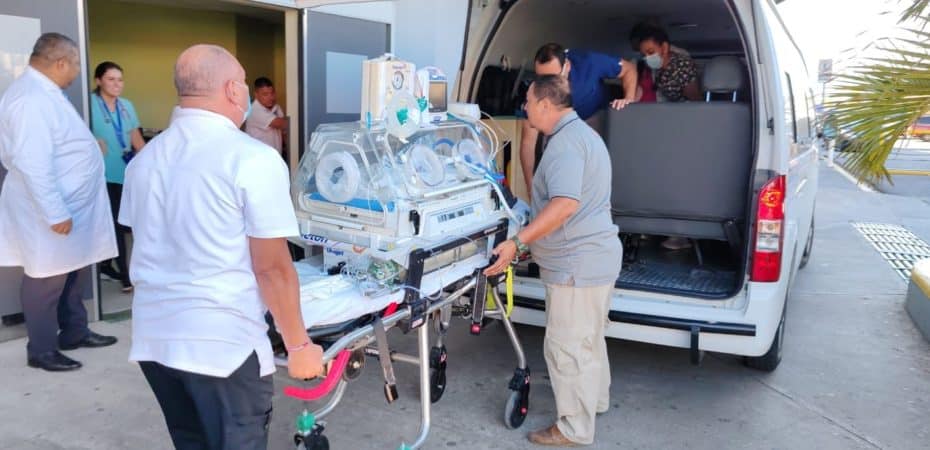 Isabella del Milagro continúa luchando por su vida, su estado sigue crítico reporta este jueves el hospital de Puntarenas