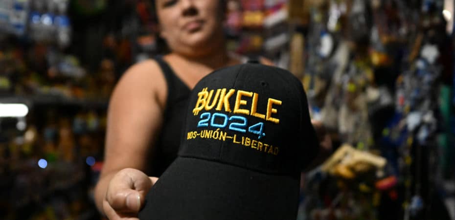 El Salvador mide en las urnas la abrumadora popularidad de Bukele