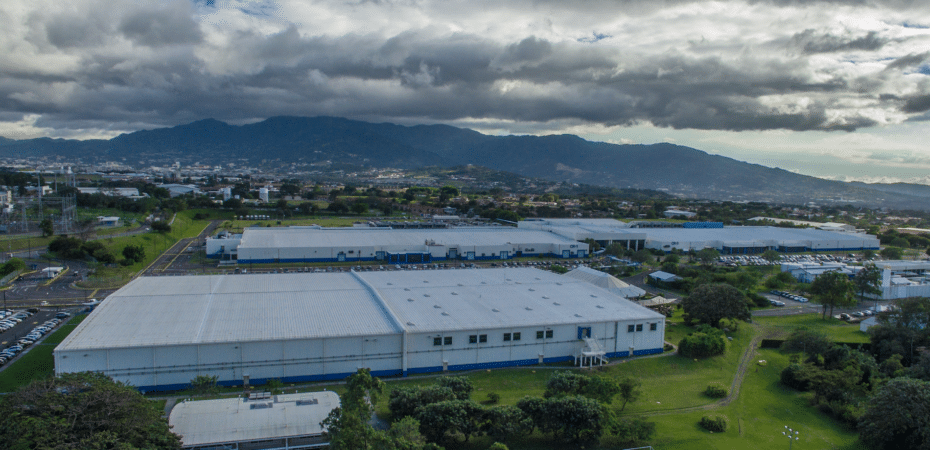 Intel tiene en Costa Rica un laboratorio único que da soporte a ingenieros de la empresa en el mundo