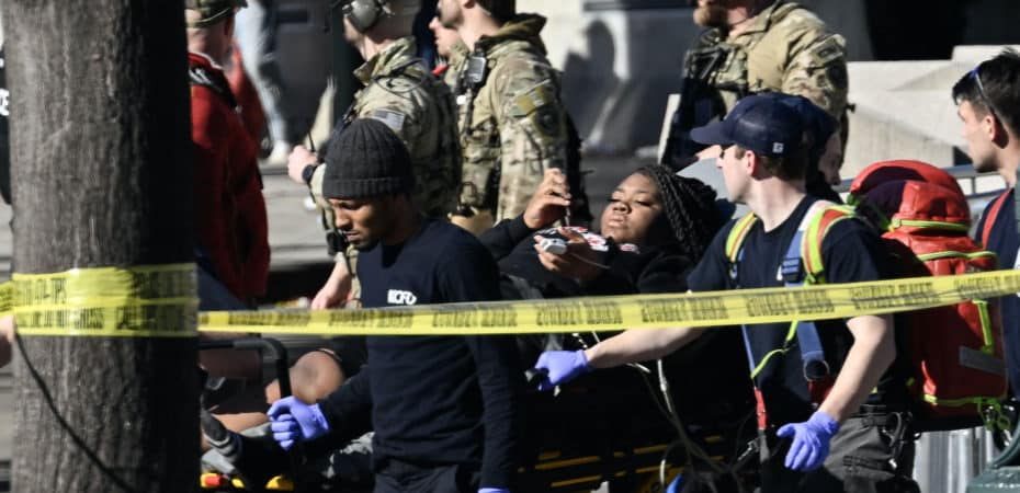 “Varias personas” heridas en tiroteo de desfile del Super Bowl en EE.UU.